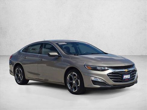 Used 2023 Chevrolet Malibu LT FWD image 3