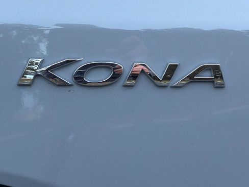 Used 2022 Hyundai Kona SE image 37