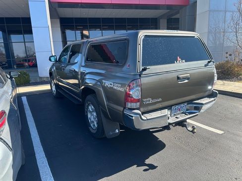 Used 2015 Toyota Tacoma 4x4 Double Cab image 6