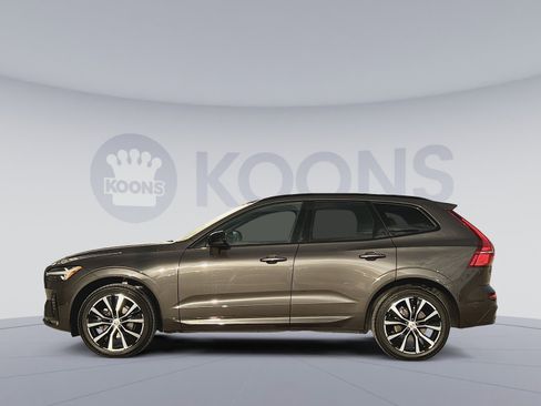 Certified 2023 Volvo XC60 B5 Plus w/ Climate Package image 2