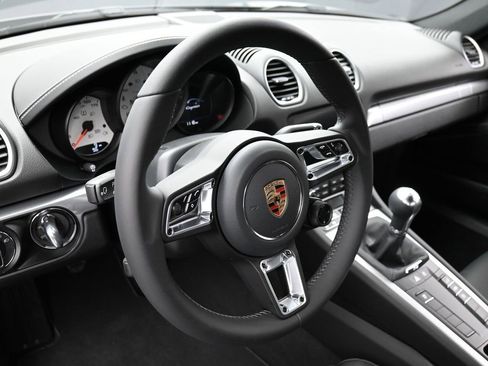 New 2025 Porsche 718 Cayman RWD image 18