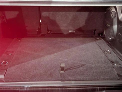 Used 2020 Jeep Wrangler Unlimited Sahara image 6