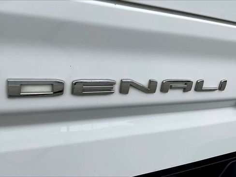 Used 2022 GMC Sierra 1500 Denali w/ Denali Reserve Package image 10