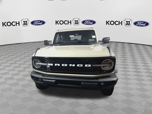 New 2025 Ford Bronco Outer Banks image 3