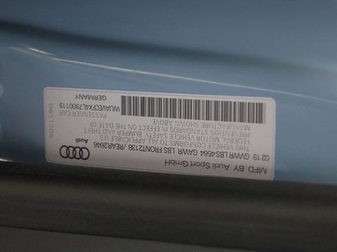 Used 2020 Audi R8 V10 w/ Carbon Exterior Package image 14