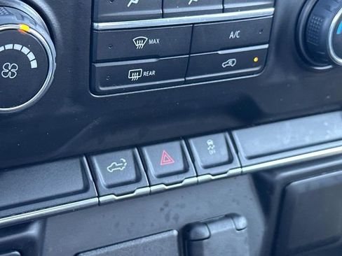 Used 2019 Chevrolet Silverado 1500 Custom w/ Custom Convenience Package image 26