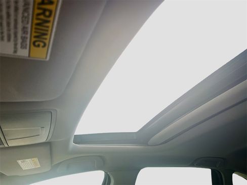 Used 2023 Acura TLX image 21