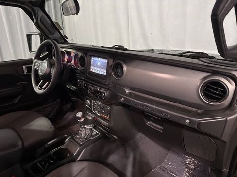 Used 2023 Jeep Wrangler Sport S image 19