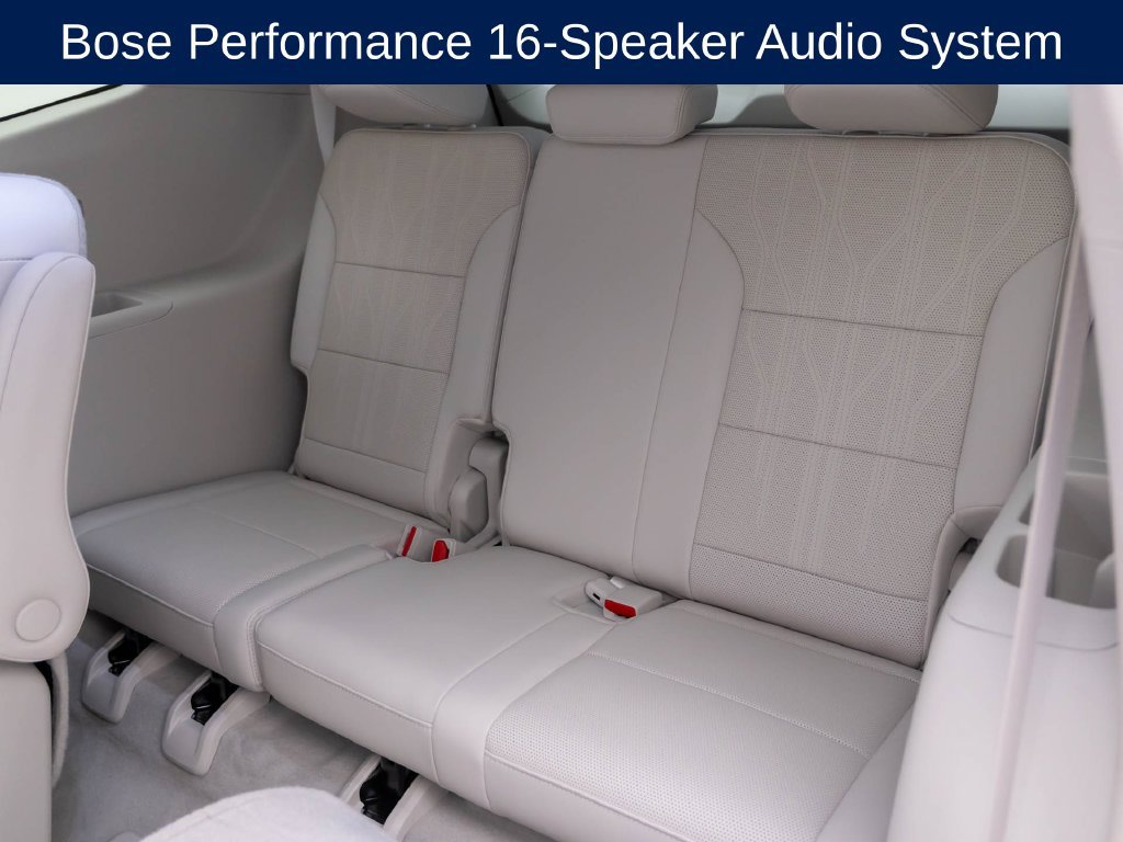 Used 2025 Buick Enclave Avenir w/ Super Cruise Package AWD/4WD image 18