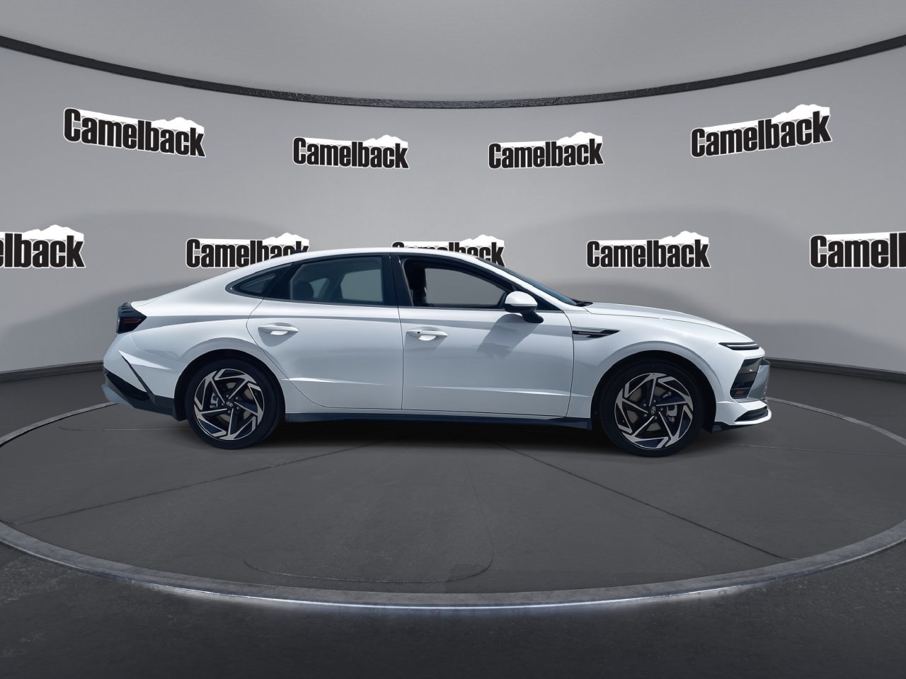 Used 2026 Hyundai Sonata SEL FWD image 8