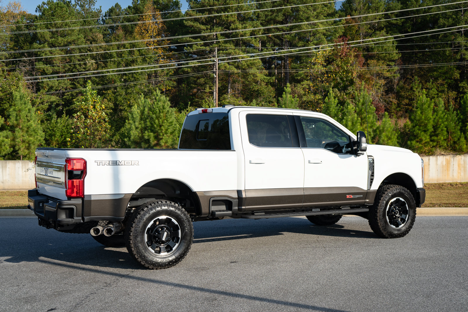 Used 2025 Ford F350 King Ranch w/ Tremor Off-Road Package AWD/4WD image 24