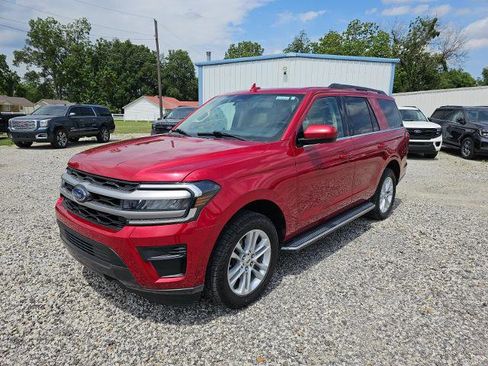 Certified 2022 Ford Expedition XLT AWD/4WD image 1