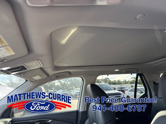Used 2023 Honda Pilot Touring image 11
