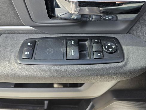 Used 2018 RAM 1500 Tradesman w/ Power & Remote Entry Group RWD image 15