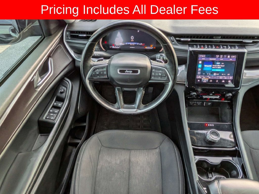 Used 2022 Jeep Grand Cherokee L Laredo w/ Luxury Tech Group I AWD/4WD image 17