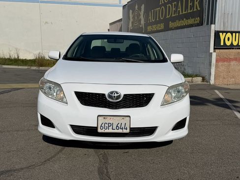 Used 2009 Toyota Corolla LE FWD image 2