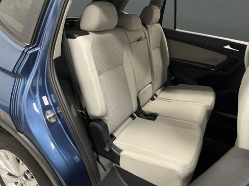 Used 2020 Volkswagen Tiguan S image 26