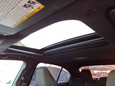 Certified 2024 Toyota Corolla SE image 24