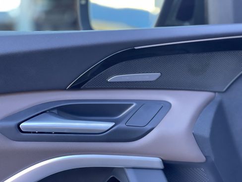 New 2025 Audi Q5 Prestige image 13