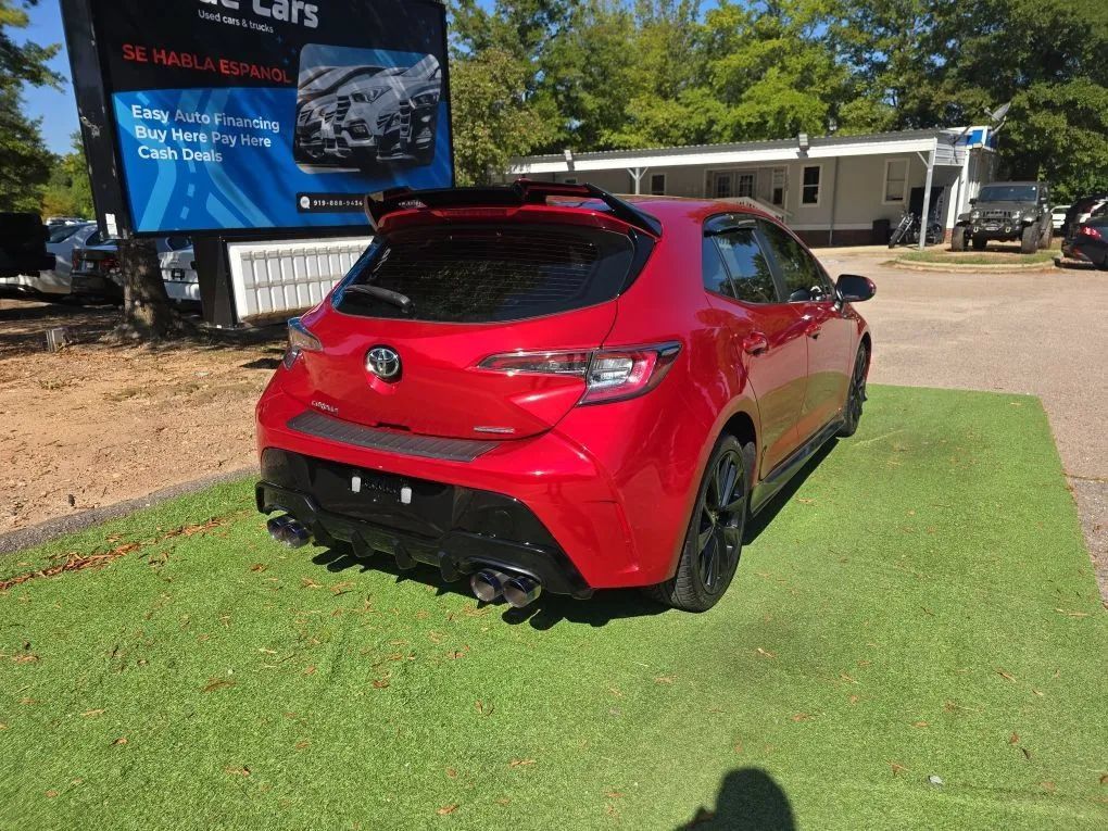 Used 2021 Toyota Corolla SE w/ Special Edition FWD image 5