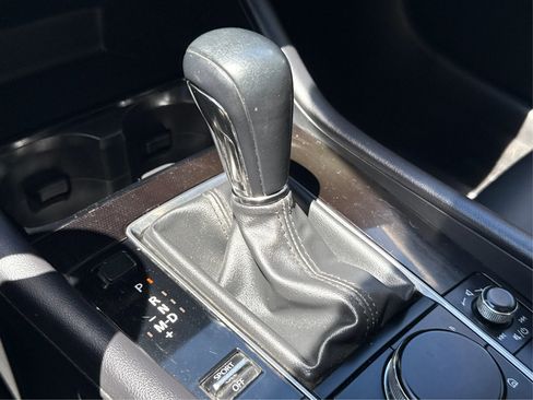 Used 2024 MAZDA MAZDA3 s FWD image 44