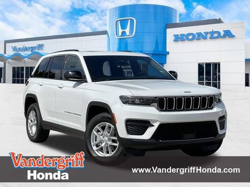 Used 2026 Jeep Grand Cherokee Laredo X AWD/4WD image 1