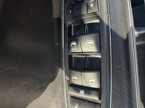 Used 2014 Chrysler 300 300 Sedan 4D w/ Driver Convenience Group image 19