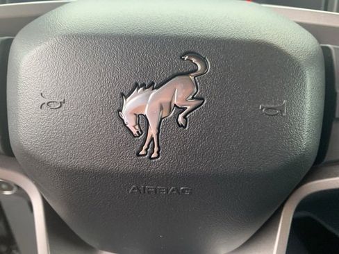 Used 2024 Ford Bronco Big Bend w/ Sasquatch Package image 18