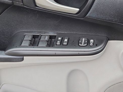 Used 2012 Toyota Camry LE image 29