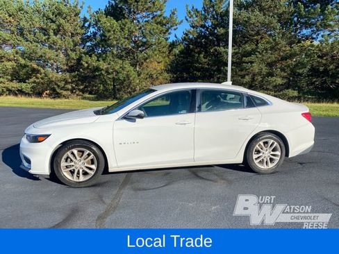 Used 2016 Chevrolet Malibu LT image 3