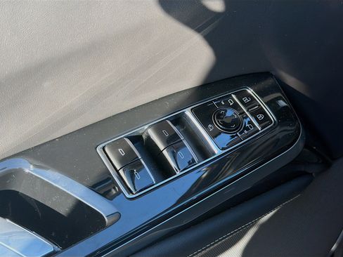 Used 2026 Cadillac Escalade V w/ LPO, ONYX Package AWD/4WD image 22