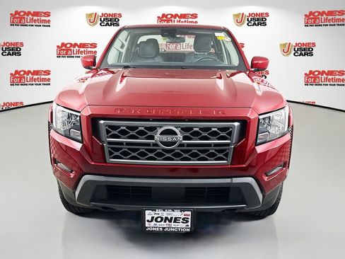 Used 2024 Nissan Frontier SV w/ Tow Package image 11