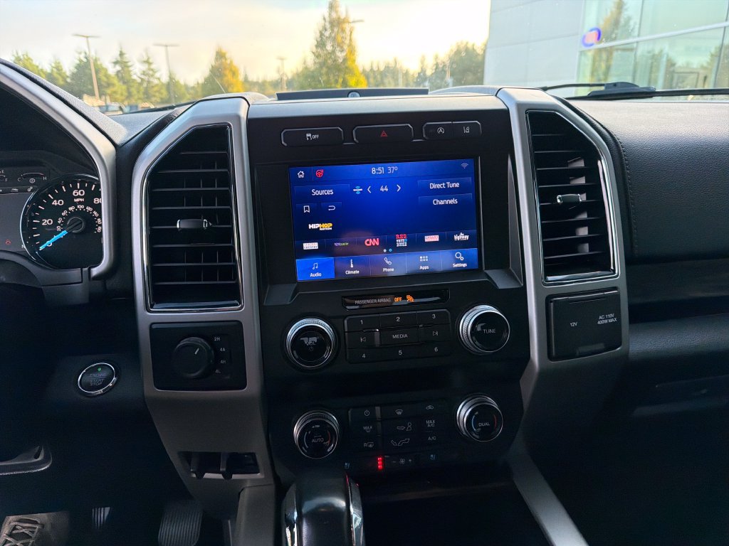Used 2020 Ford F150 Lariat w/ Equipment Group 502A Luxury AWD/4WD image 17