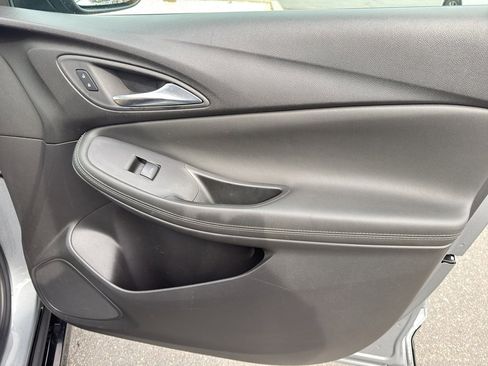 Used 2024 Buick Encore GX Sport Touring image 30