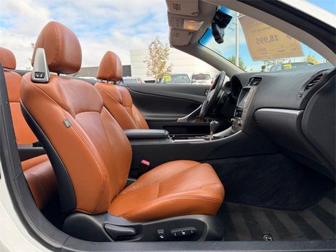 Used 2013 Lexus IS 250C image 21