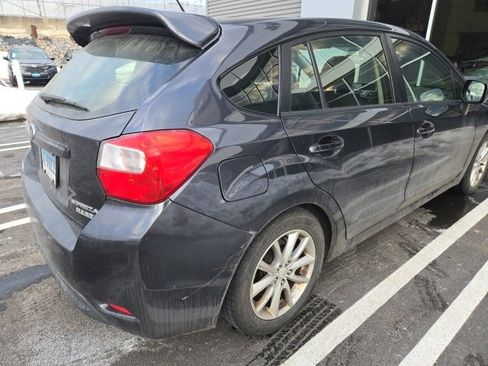 Used 2013 Subaru Impreza 2.0i Premium w/ All-Weather Pkg image 7