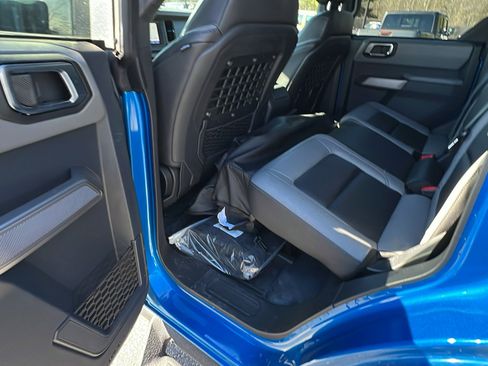 Used 2023 Ford Bronco Black Diamond image 23