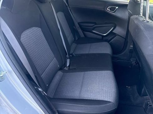 Used 2021 Kia Soul S FWD image 6