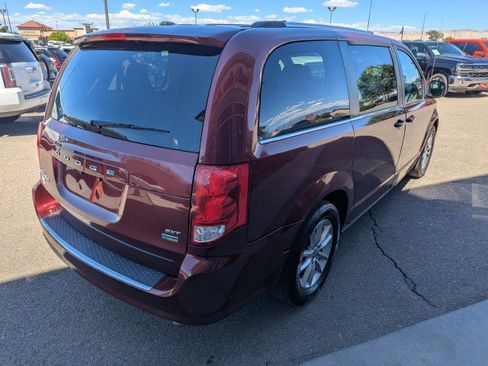 Used 2019 Dodge Grand Caravan SXT FWD image 5