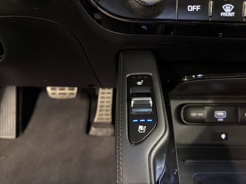 Used 2020 Kia Telluride SX w/ SX Prestige Package AWD/4WD image 17