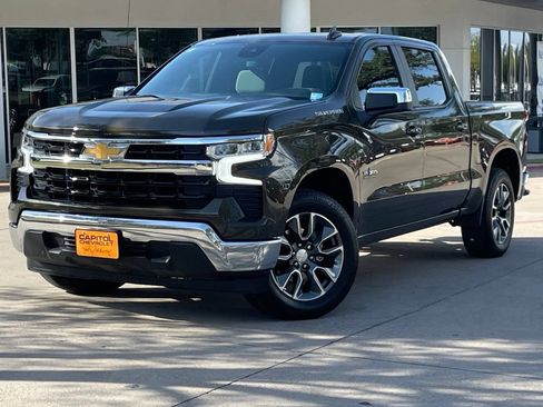Used 2023 Chevrolet Silverado 1500 LT RWD image 2