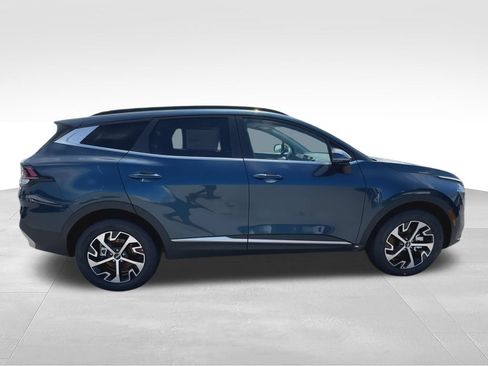 Used 2025 Kia Sportage EX w/ EX Premium Package AWD/4WD image 9