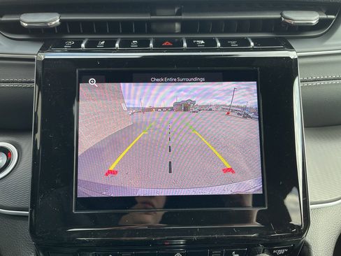 New 2026 Jeep Grand Cherokee Laredo image 16