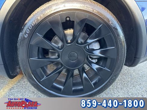 Used 2021 Tesla Model Y Long Range image 21
