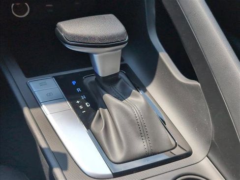 New 2026 Hyundai Elantra SE image 15