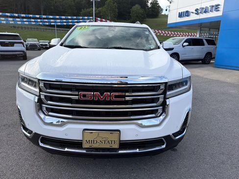 Used 2023 GMC Acadia SLT AWD/4WD image 11