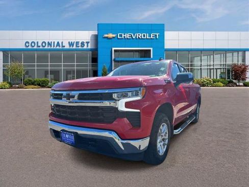 Used 2025 Chevrolet Silverado 1500 LT AWD/4WD image 2