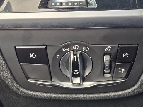 Used 2019 BMW X4 M40i w/ Executive Package image 22