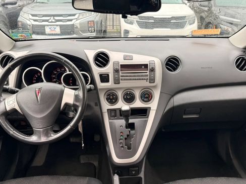 Used 2009 Pontiac Vibe AWD w/ Sun And Sound Package image 15