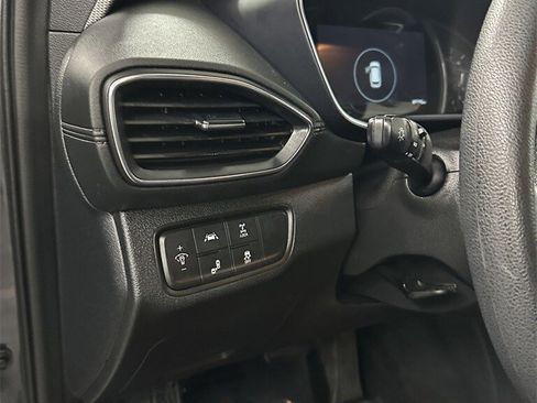 Used 2020 Hyundai Santa Fe SEL image 14